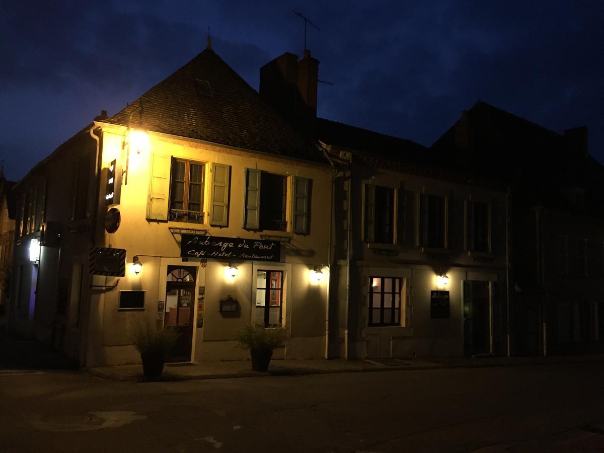 Auberge Du Pont Cerilly  Bagian luar foto